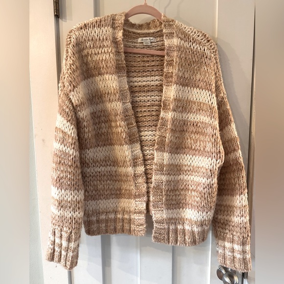 American Eagle Outfitters Sweaters - Super‎ soft shrug by American Eagle